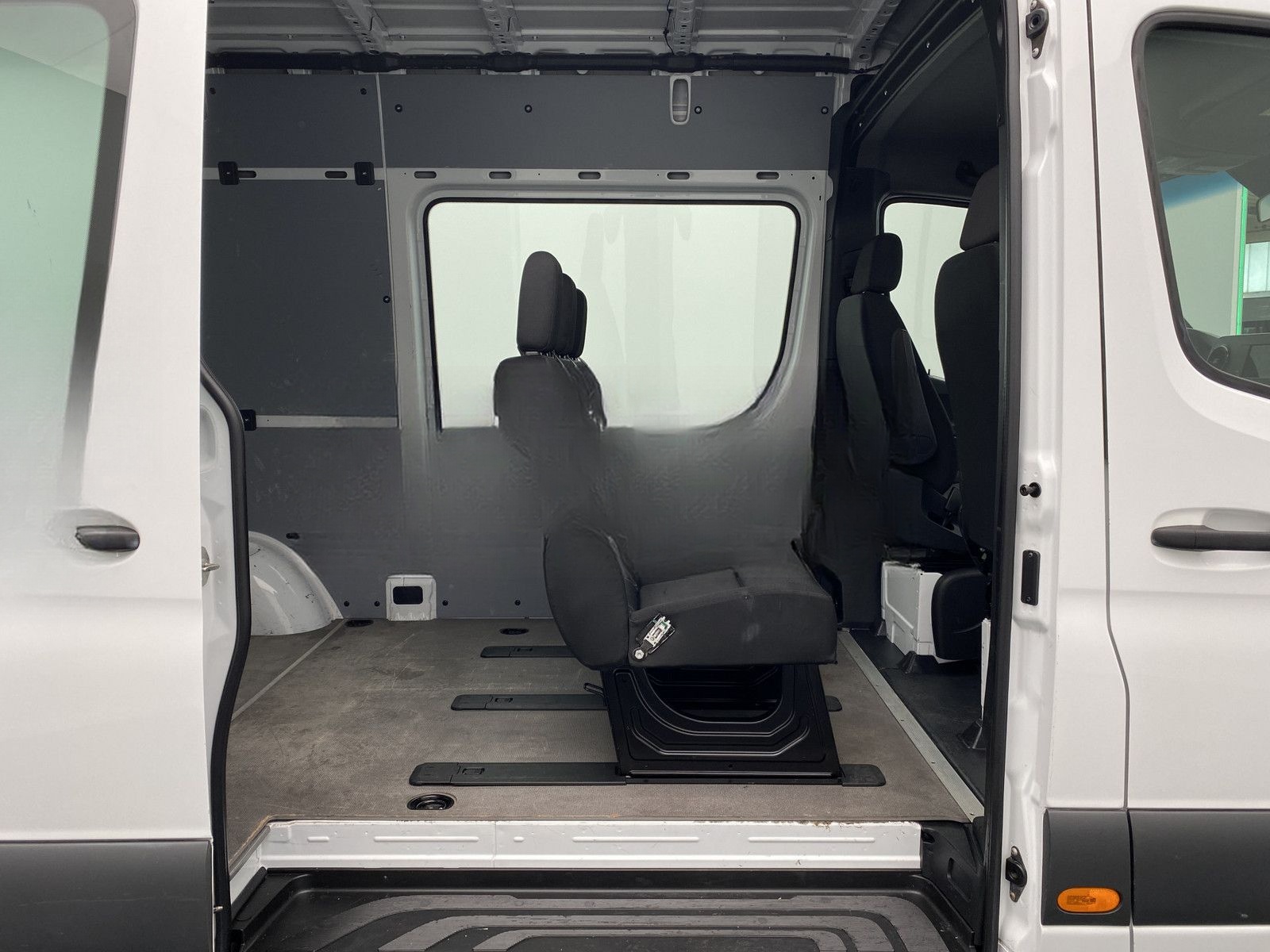 Mercedes-Benz Sprinter 317 Mixto *5-Sitze* 360°+Navi+Klima (50 foto 15
