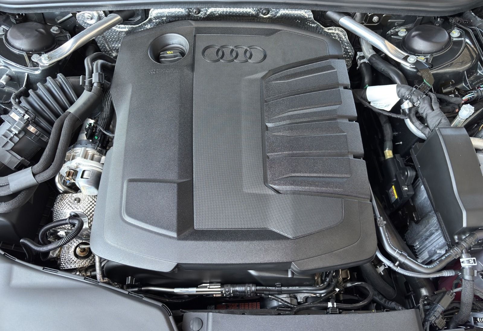 Audi A6 Avant TDI quattro 150 kW S tronic foto 24