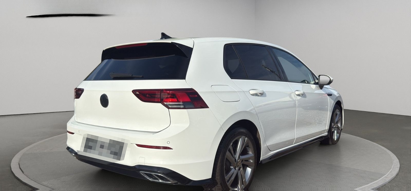 Volkswagen Golf VIII Lim. 1.5 TSI R-Line foto 5