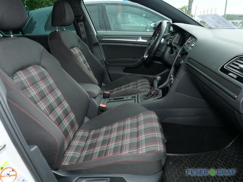 Volkswagen Golf 2.0 TSI GTI Performance LED ACC PANO KESSY foto 4