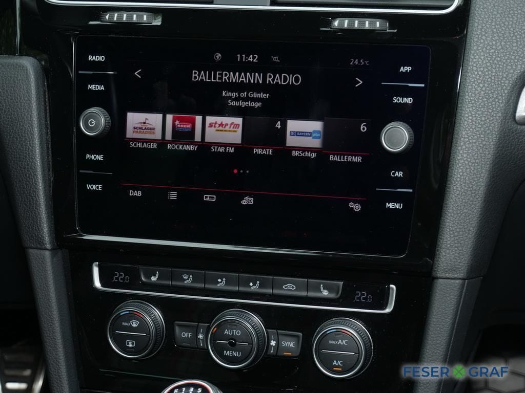 Volkswagen Golf 2.0 TSI GTI Performance LED ACC PANO KESSY foto 7
