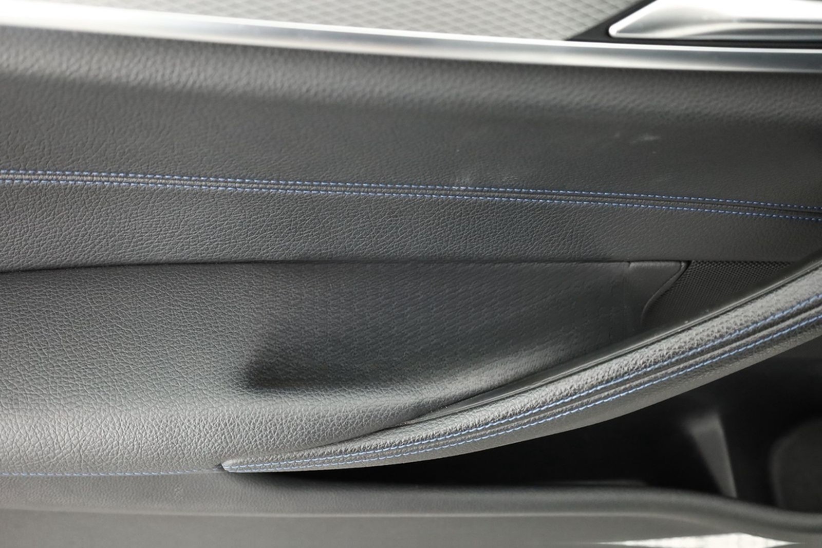 BMW 520d Touring xDrive M Sport LED Navi ACC Head-Up foto 23