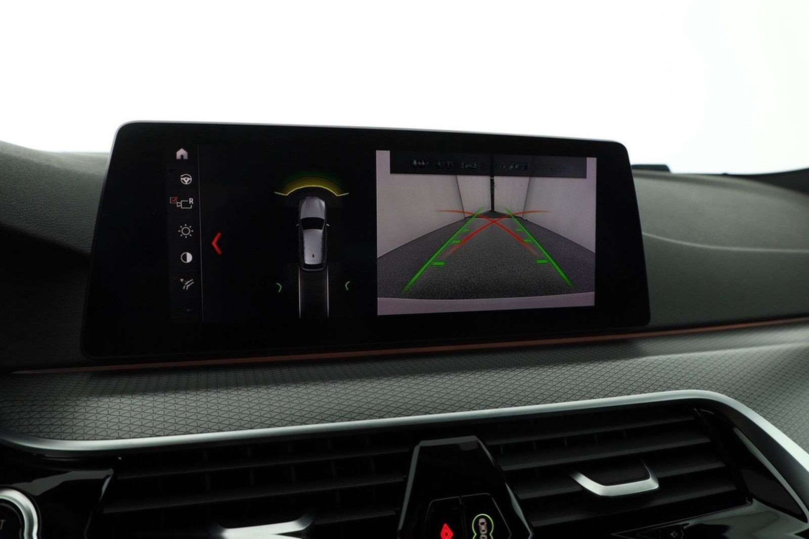 BMW 520d Touring xDrive M Sport LED Navi ACC Head-Up foto 28