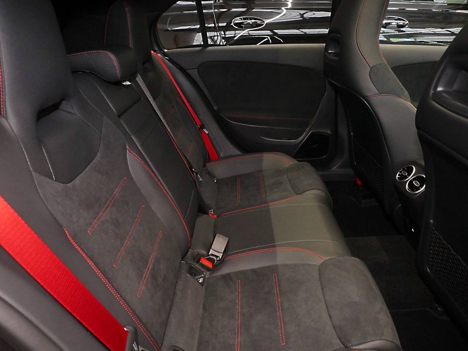 Mercedes-Benz A 45 AMG s 4M+DISTRONIC+MEMORY+PANO+360°-KAMERA+ foto 6