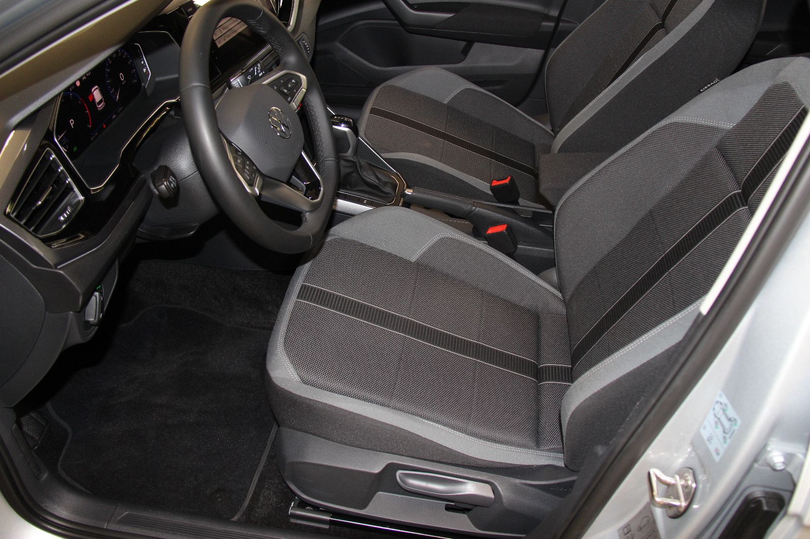 Volkswagen Polo VI Style 1.0 DSG MATRIX ACC NAV-P APP RFK foto 21