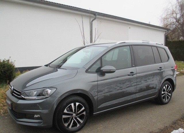 Volkswagen Touran 2.0 TDI DSG UNITED foto 2