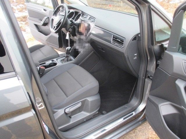 Volkswagen Touran 2.0 TDI DSG UNITED foto 11