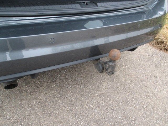 Volkswagen Touran 2.0 TDI DSG UNITED foto 12