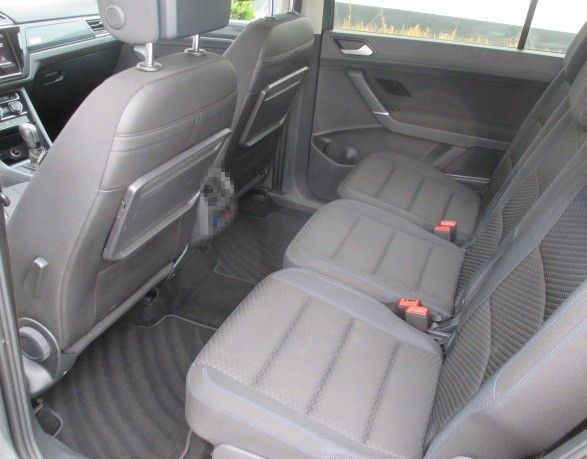 Volkswagen Touran 2.0 TDI DSG UNITED foto 6