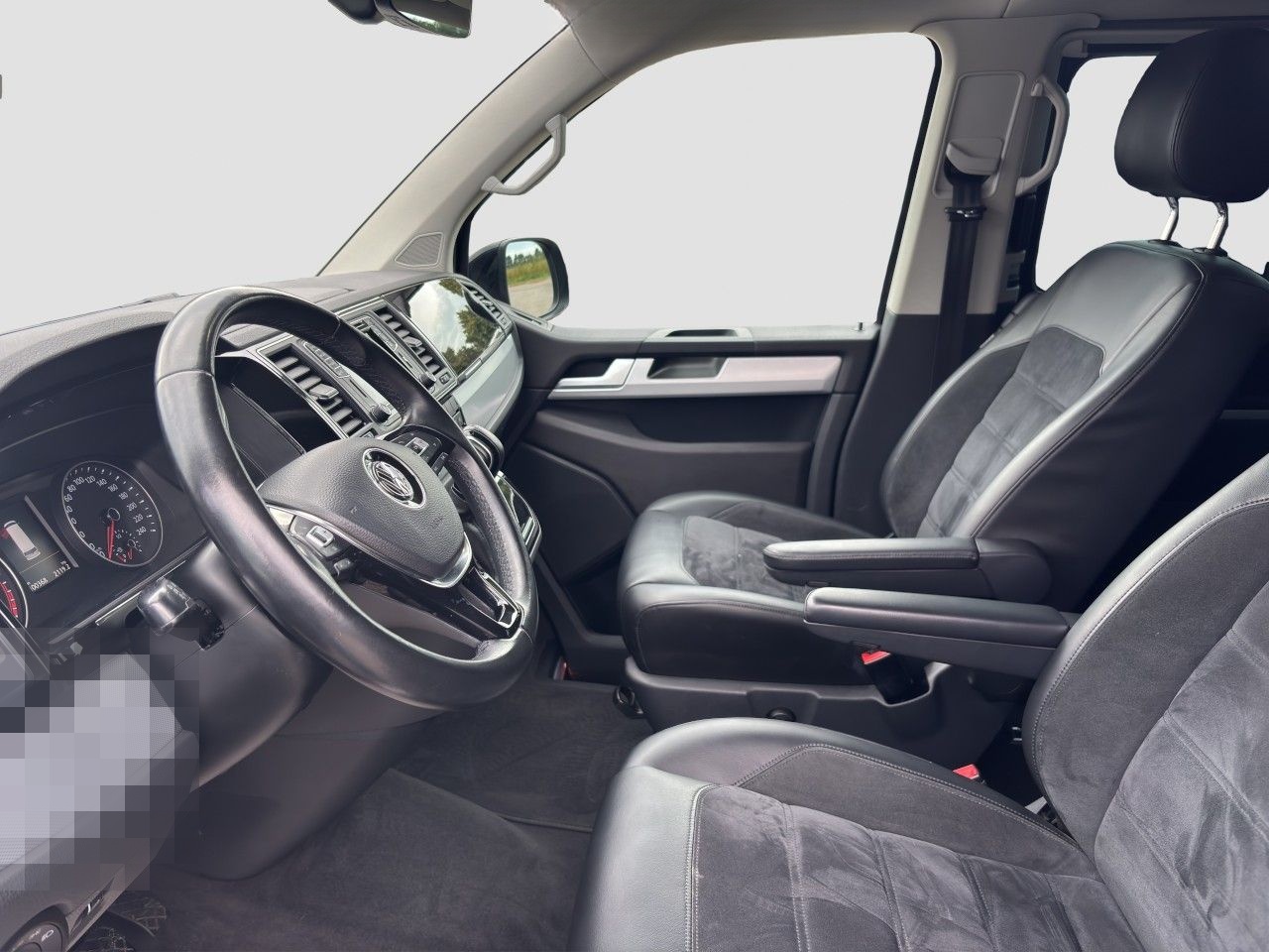Volkswagen T6.1 Multivan Highline 2.0 TDI LED NAVI AHK STAN foto 9