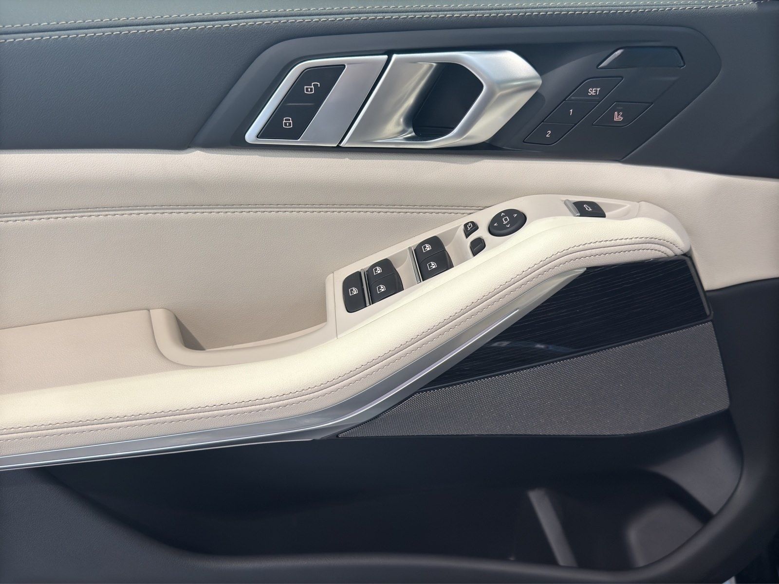 BMW X7 xDrive40d - UPE 128.250,- € #exclusive foto 10