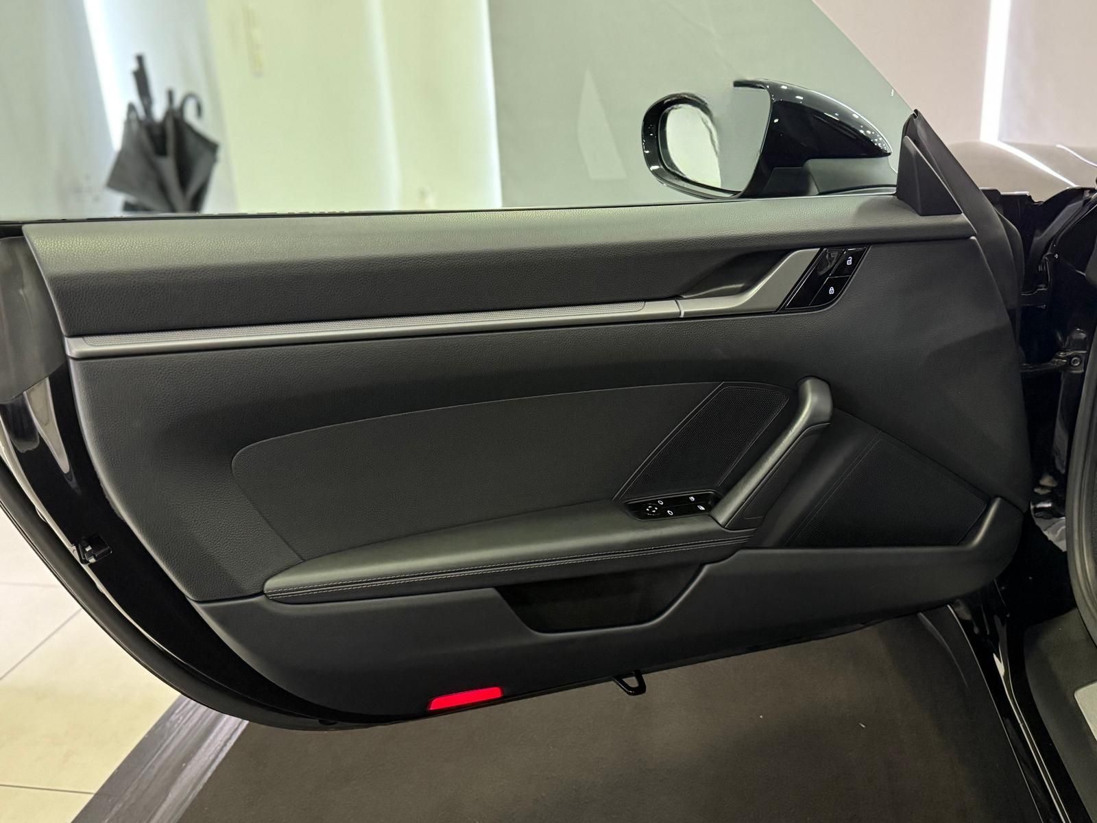 Porsche 992 Carrera S *APPROVED bis 2027*Service Neu* foto 11