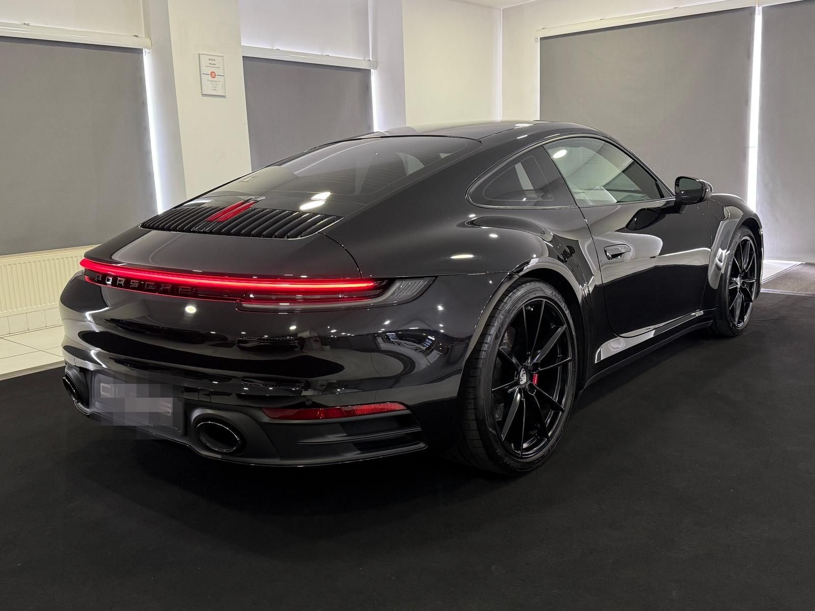 Porsche 992 Carrera S *APPROVED bis 2027*Service Neu* foto 6