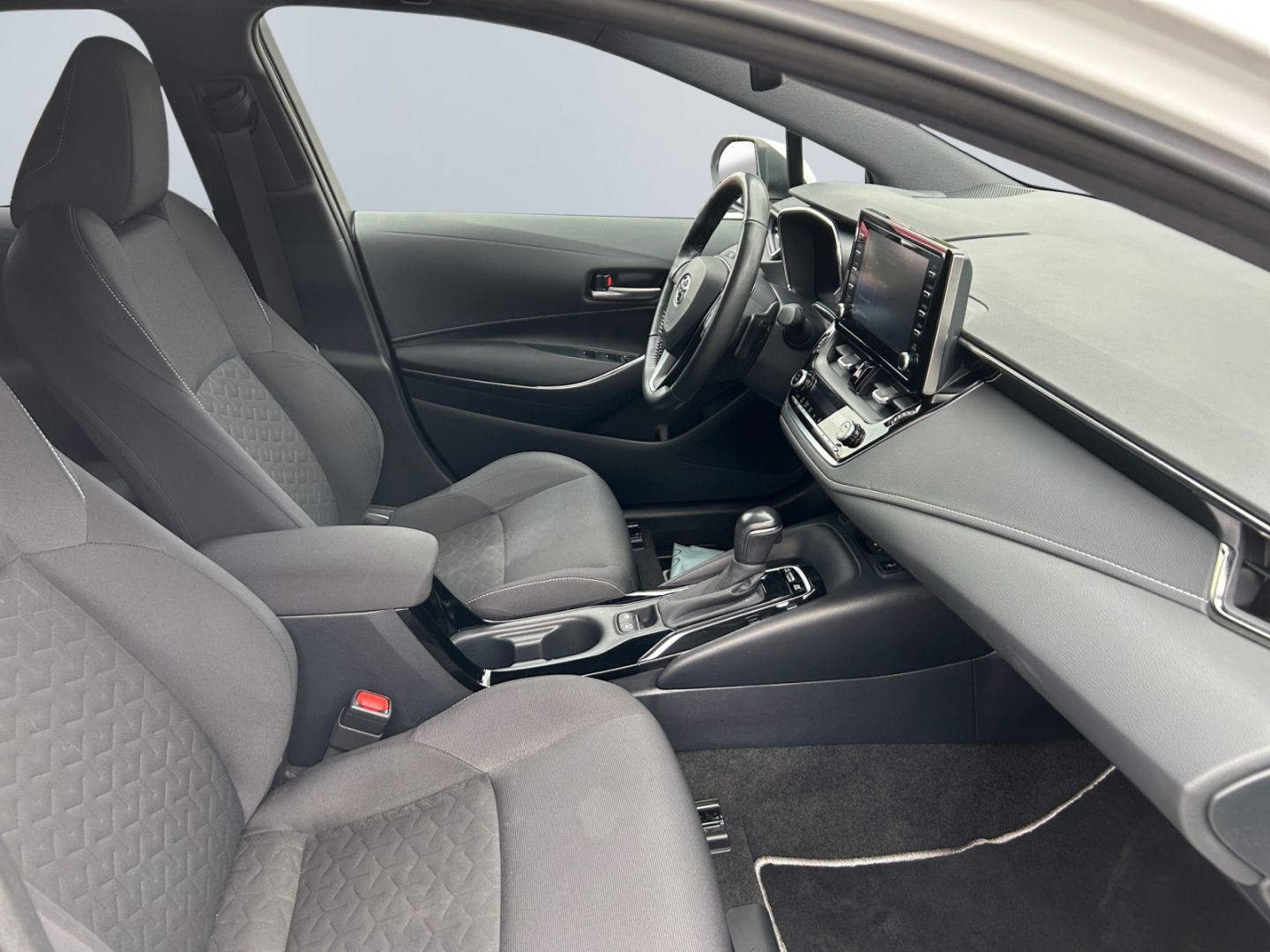 Toyota Corolla 2.0 Hybrid TS Team D *AHK*ACC*CAM*TWA*SH foto 17