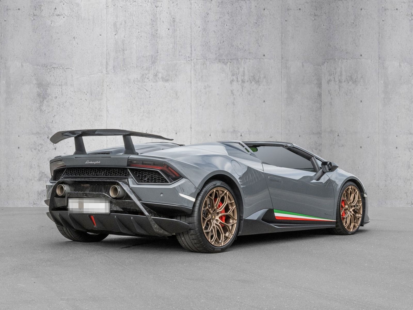 Lamborghini Huracan Performante Spyder Grigio Telesto foto 2