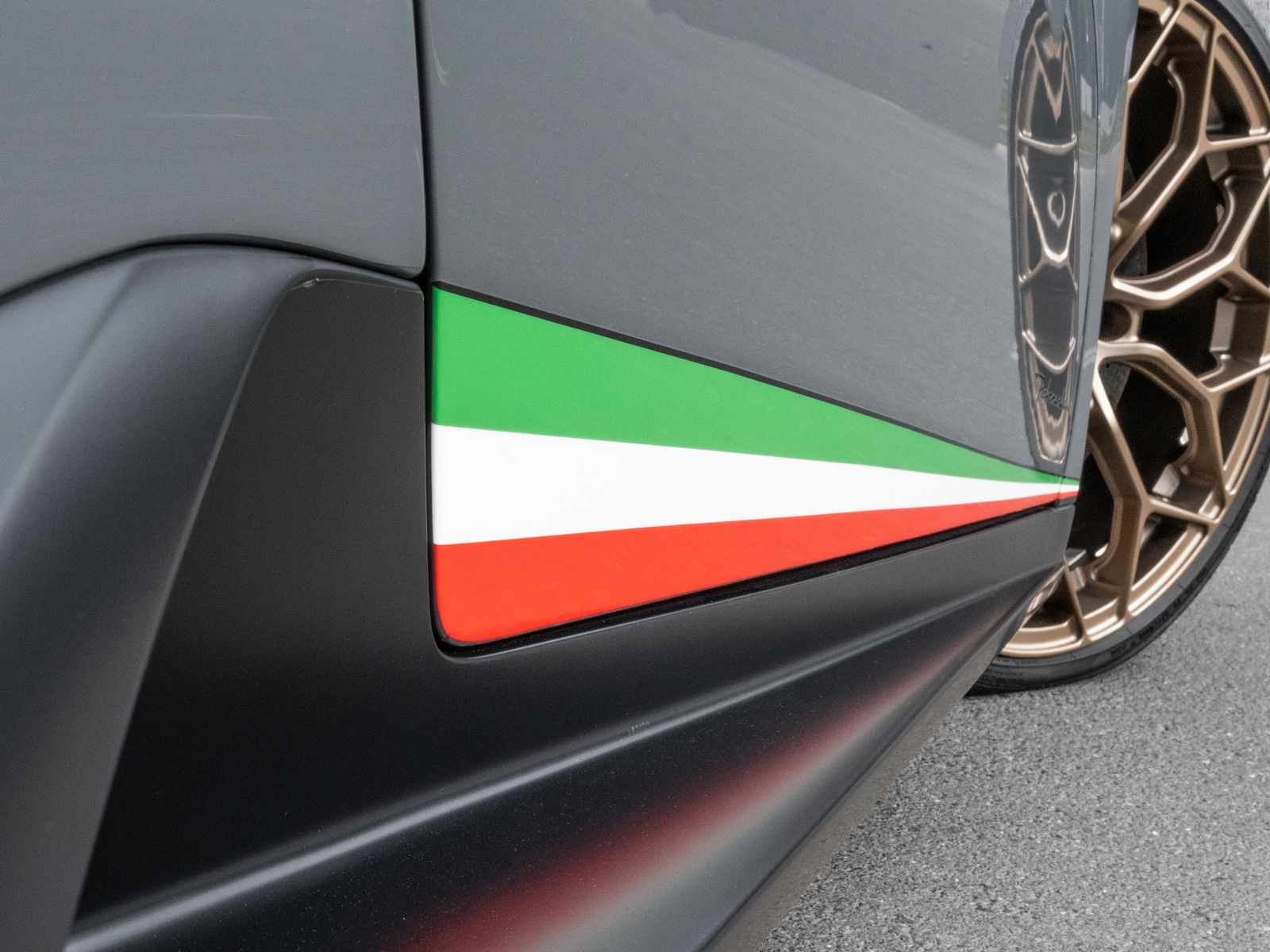 Lamborghini Huracan Performante Spyder Grigio Telesto foto 23