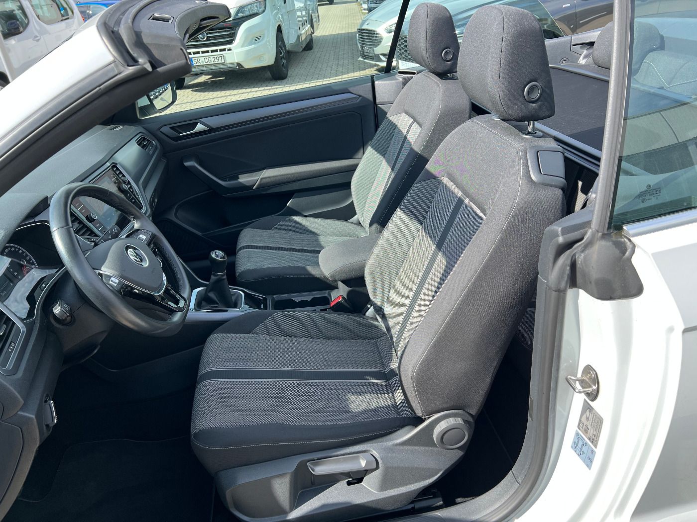 Volkswagen T-Roc Cabriolet 1.0 TSI Style *Navi Sitzh. DAB+* foto 9
