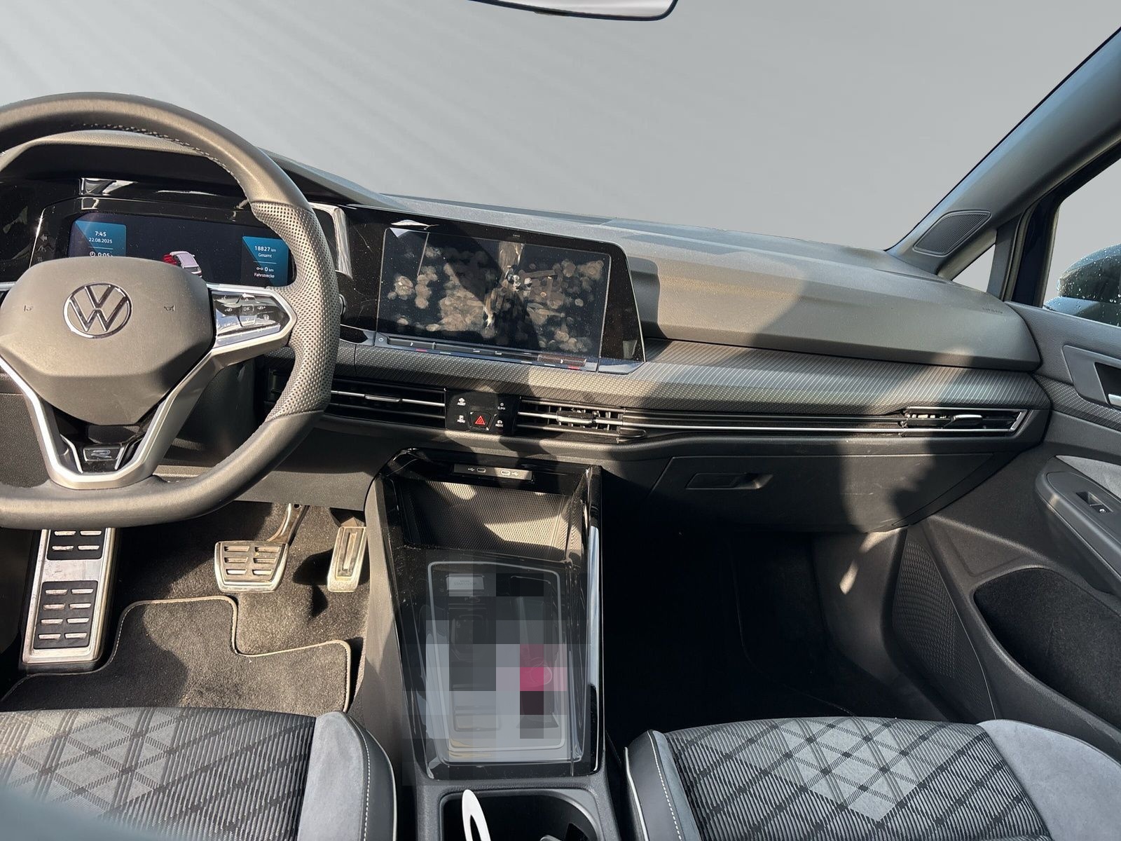 Volkswagen Golf Variant R-Line 1,5 l eTSI OPF 96 kW (130 PS foto 9