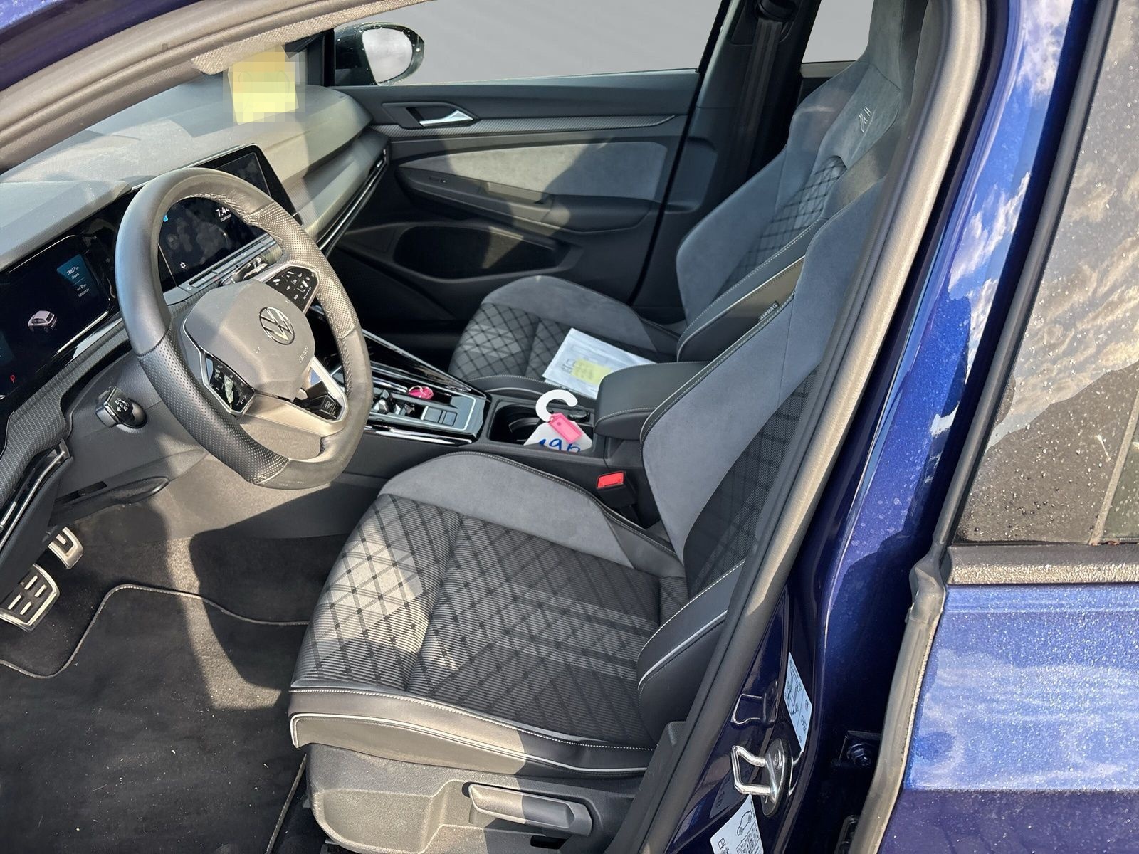 Volkswagen Golf Variant R-Line 1,5 l eTSI OPF 96 kW (130 PS foto 10