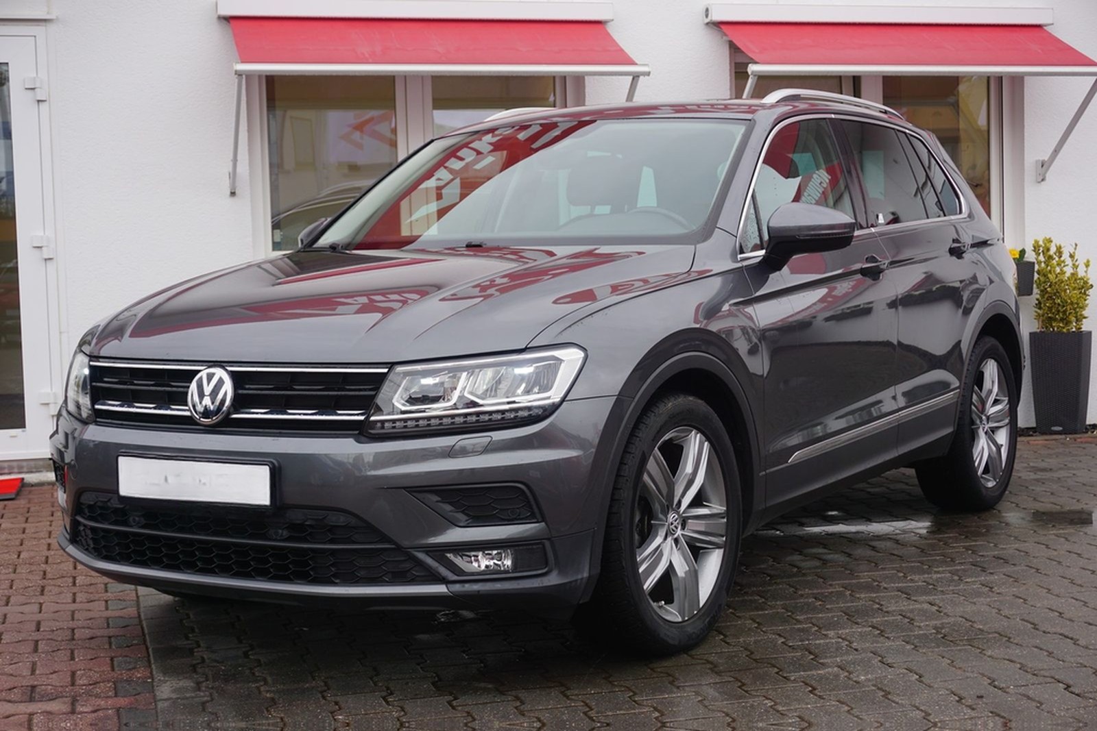 Volkswagen Tiguan 1.4 16V TSI LED Panorama Standheizung PDC foto 2