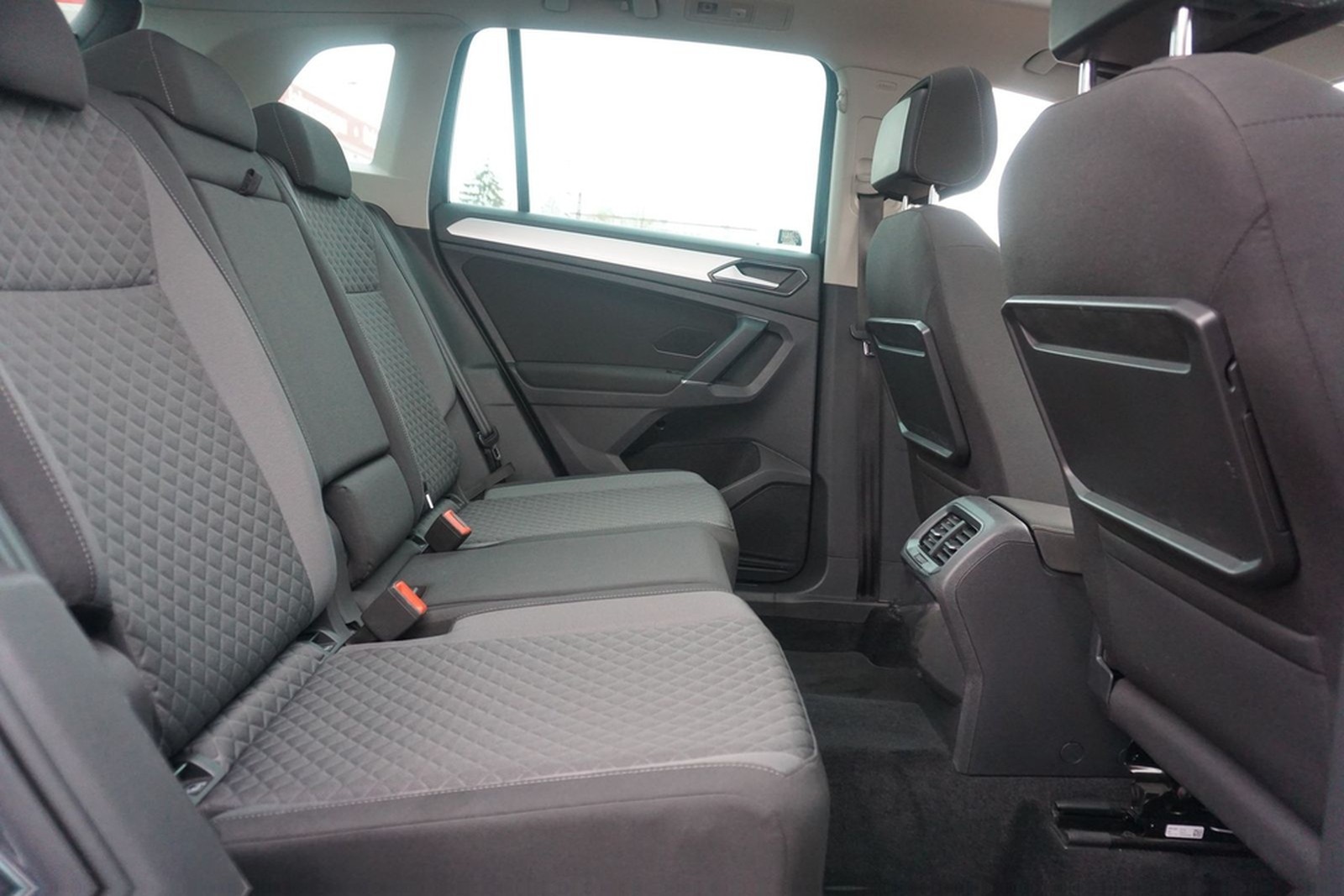 Volkswagen Tiguan 1.4 16V TSI LED Panorama Standheizung PDC foto 31