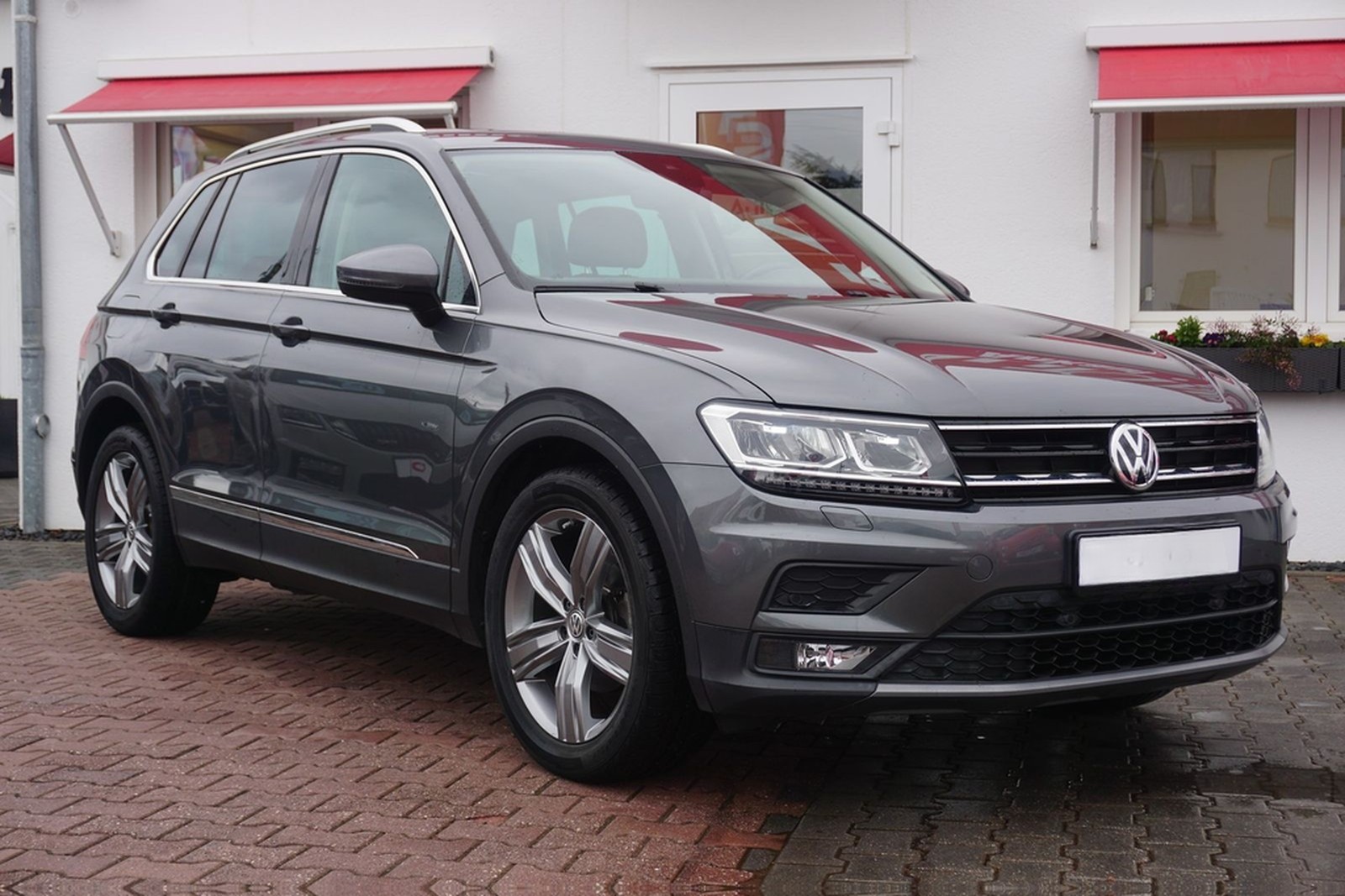 Volkswagen Tiguan 1.4 16V TSI LED Panorama Standheizung PDC foto 7