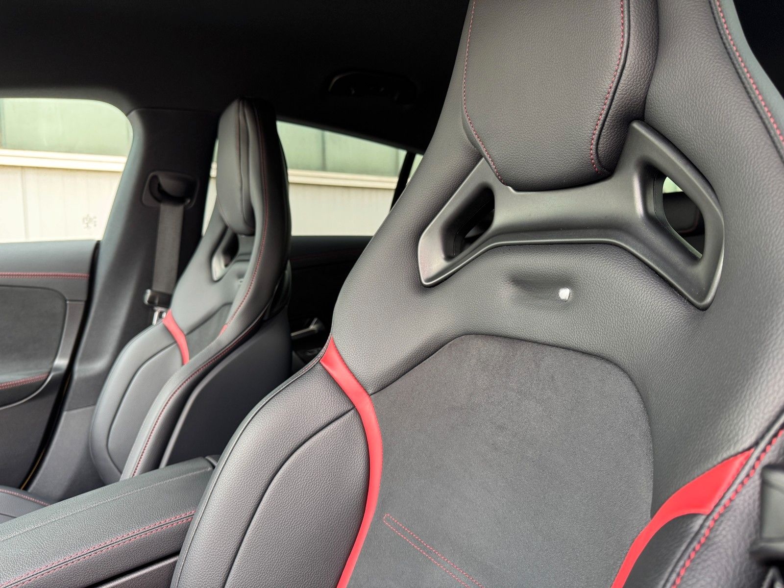 Mercedes-Benz CLA 35 AMG Shooting Brake 4M Performance*1.HAND* foto 19