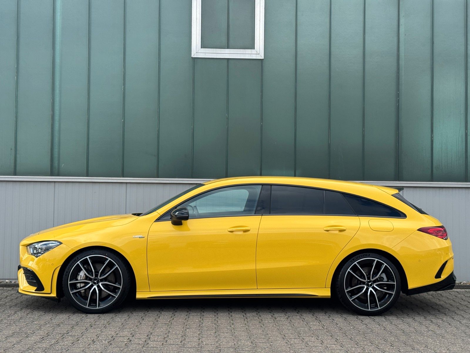 Mercedes-Benz CLA 35 AMG Shooting Brake 4M Performance*1.HAND* foto 5