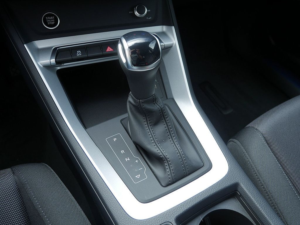 Audi Q3 35 TFSI S line NAVIGATION+LED+KAMERA+SHZ+PDC+ foto 17