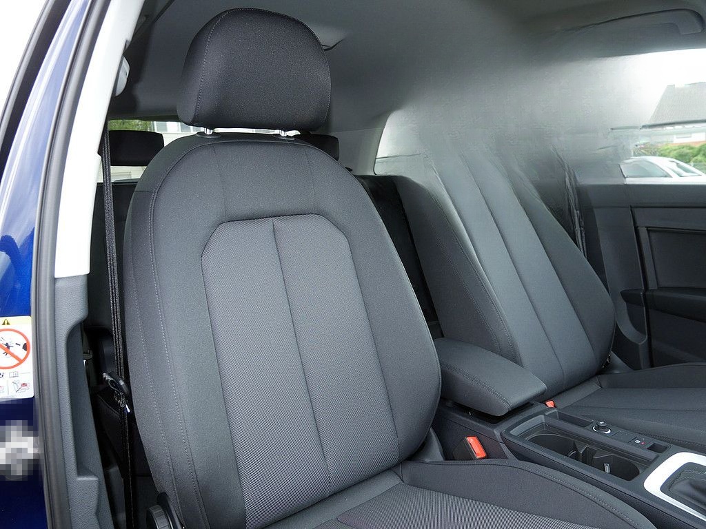 Audi Q3 35 TFSI S line NAVI+LED+KAMERA+SHZ+PDC+KLIMA+ foto 21