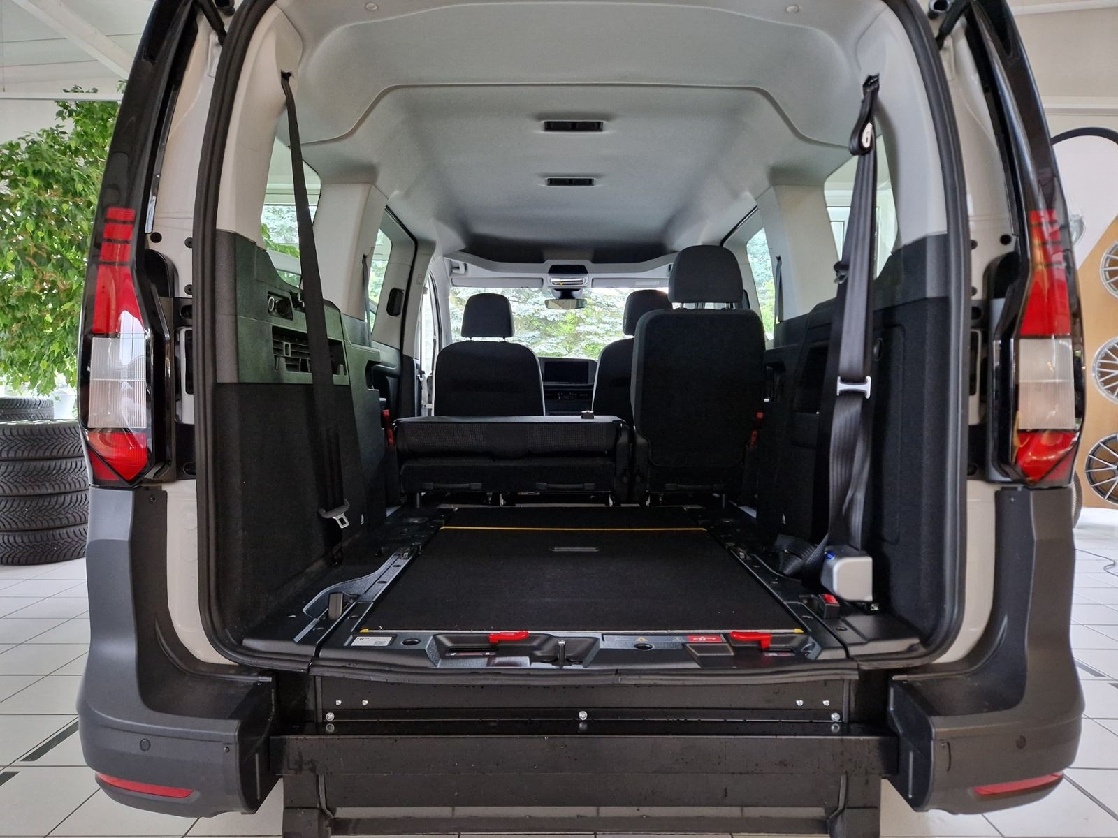 Volkswagen Caddy Maxi 2.0 TDI Behindertengerecht/Rollstuhlr foto 11