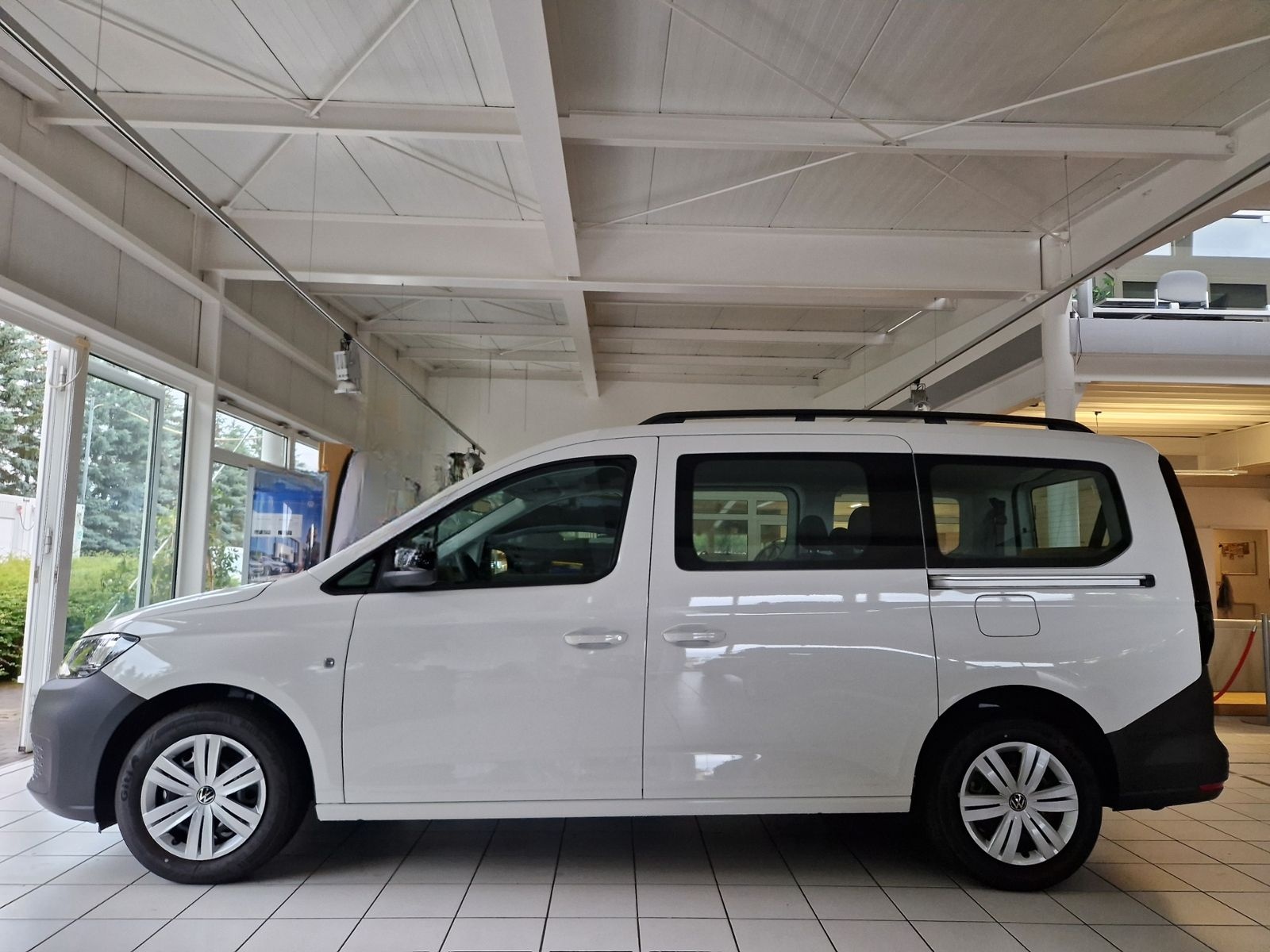 Volkswagen Caddy Maxi 2.0 TDI Behindertengerecht/Rollstuhlr foto 6
