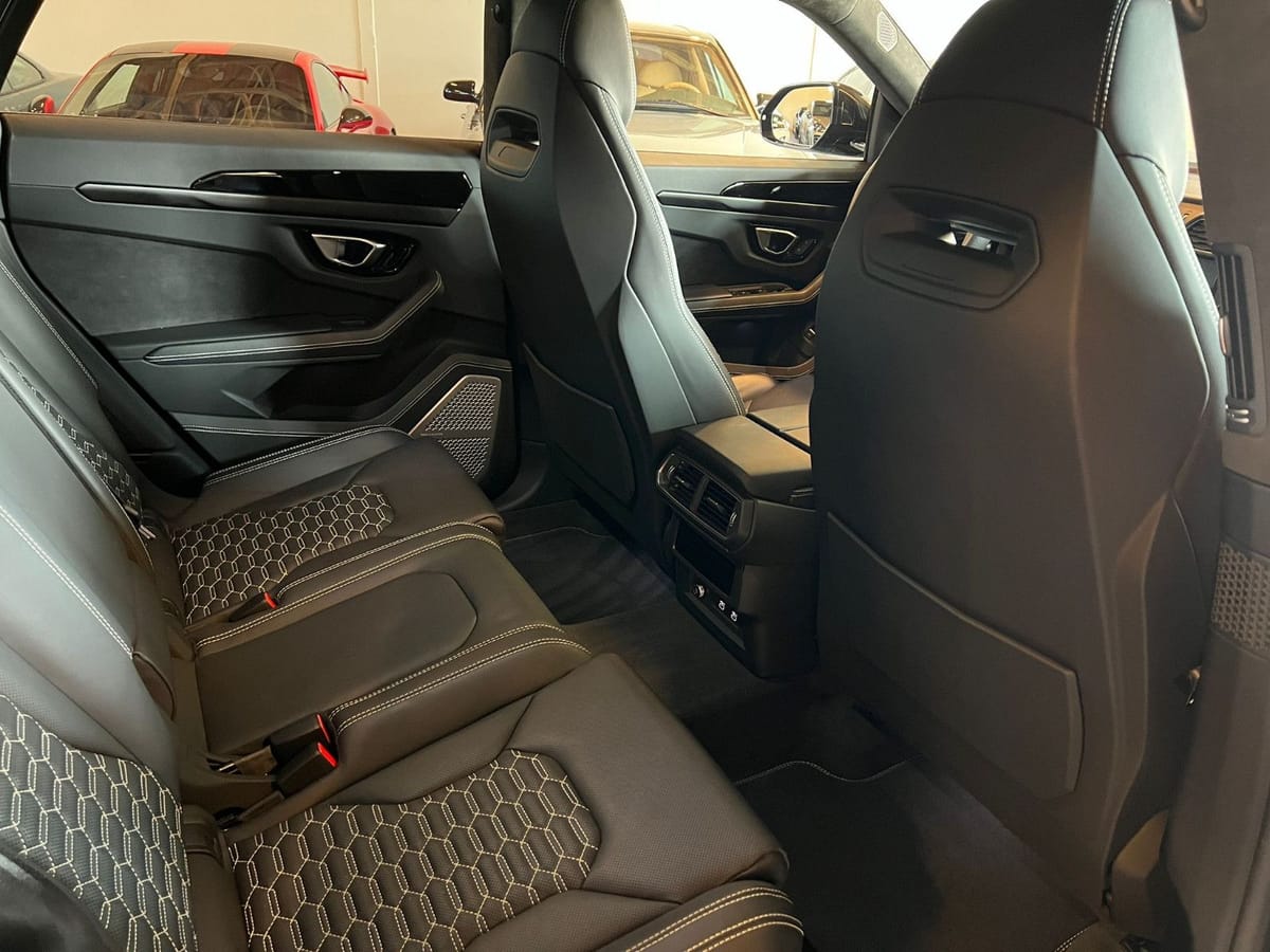 Lamborghini Urus 4.0 V8 Autom.-23"-PANO-B&O-MWST.-GARANTIE- foto 14