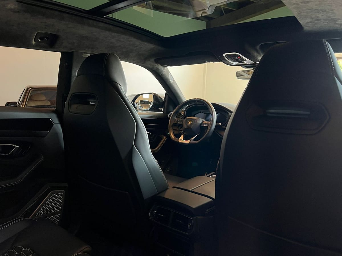 Lamborghini Urus 4.0 V8 Autom.-23"-PANO-B&O-MWST.-GARANTIE- foto 17