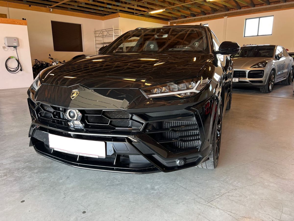 Lamborghini Urus 4.0 V8 Autom.-23"-PANO-B&O-MWST.-GARANTIE- foto 3