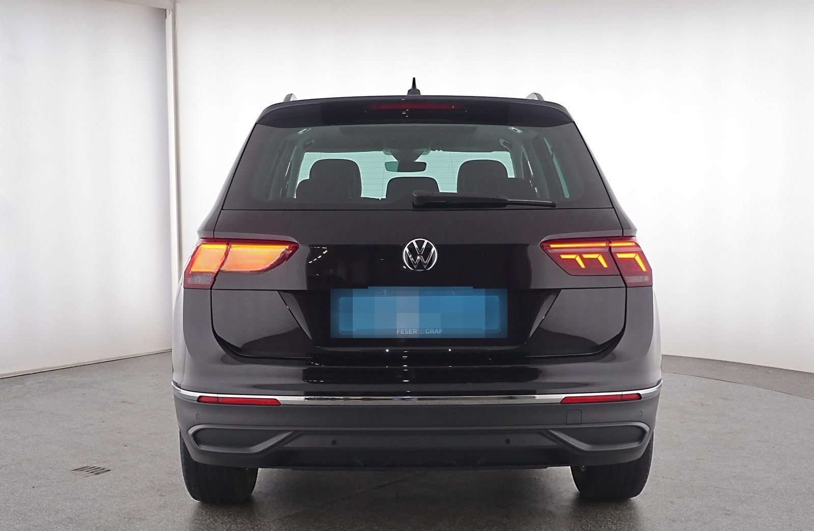 Volkswagen Tiguan 2.0TDI DSG Life AHK IQ.MATRIX PanoramaSch foto 15