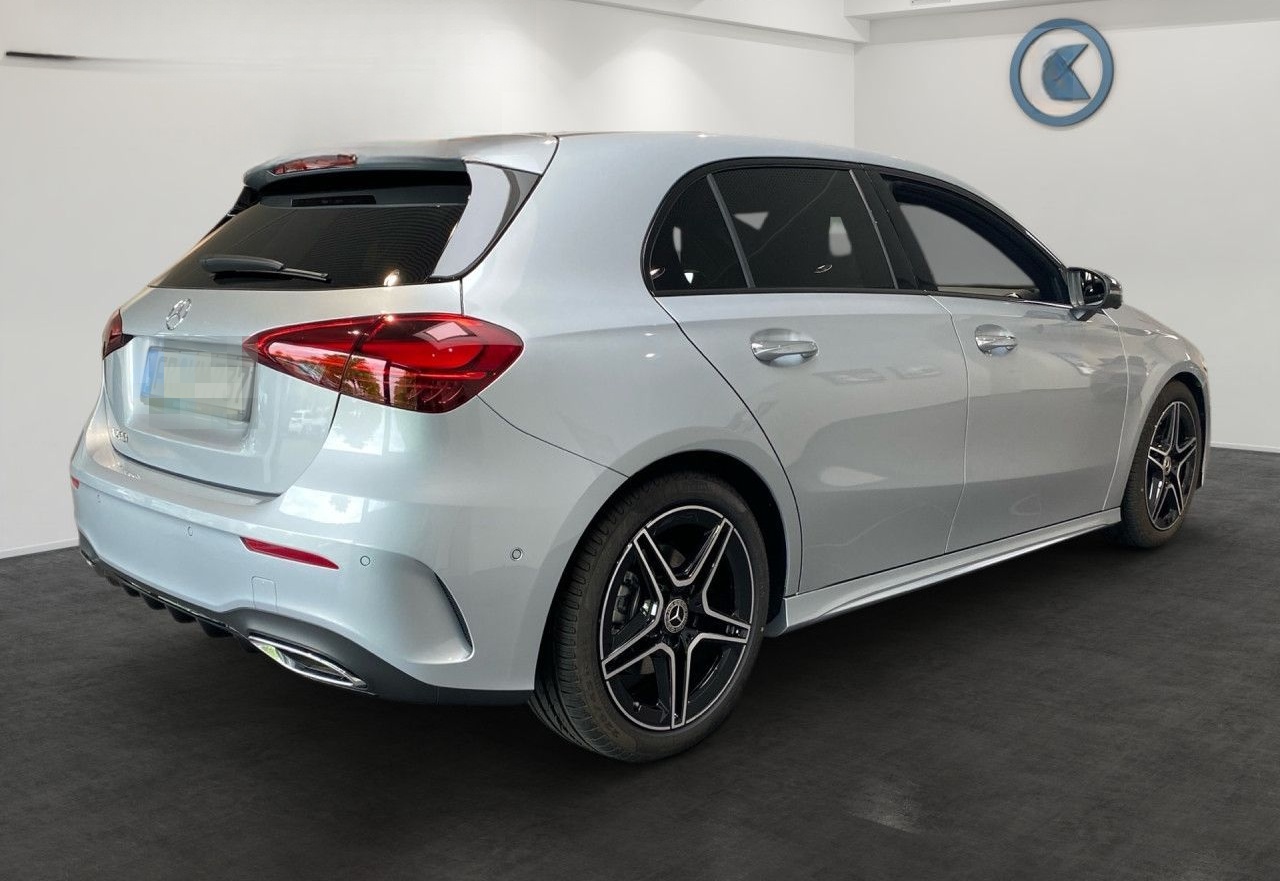 Mercedes-Benz A 200 AMG+PANO+KEYLESS+MULTI+360°+PARK+DISTR foto 4