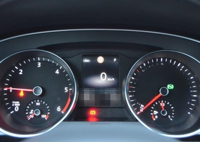Volkswagen Passat Variant 2.0 TDI DSG Business AHK/IQ.DRIVE foto 15
