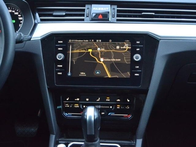 Volkswagen Passat Variant 2.0 TDI DSG Business AHK/IQ.DRIVE foto 17