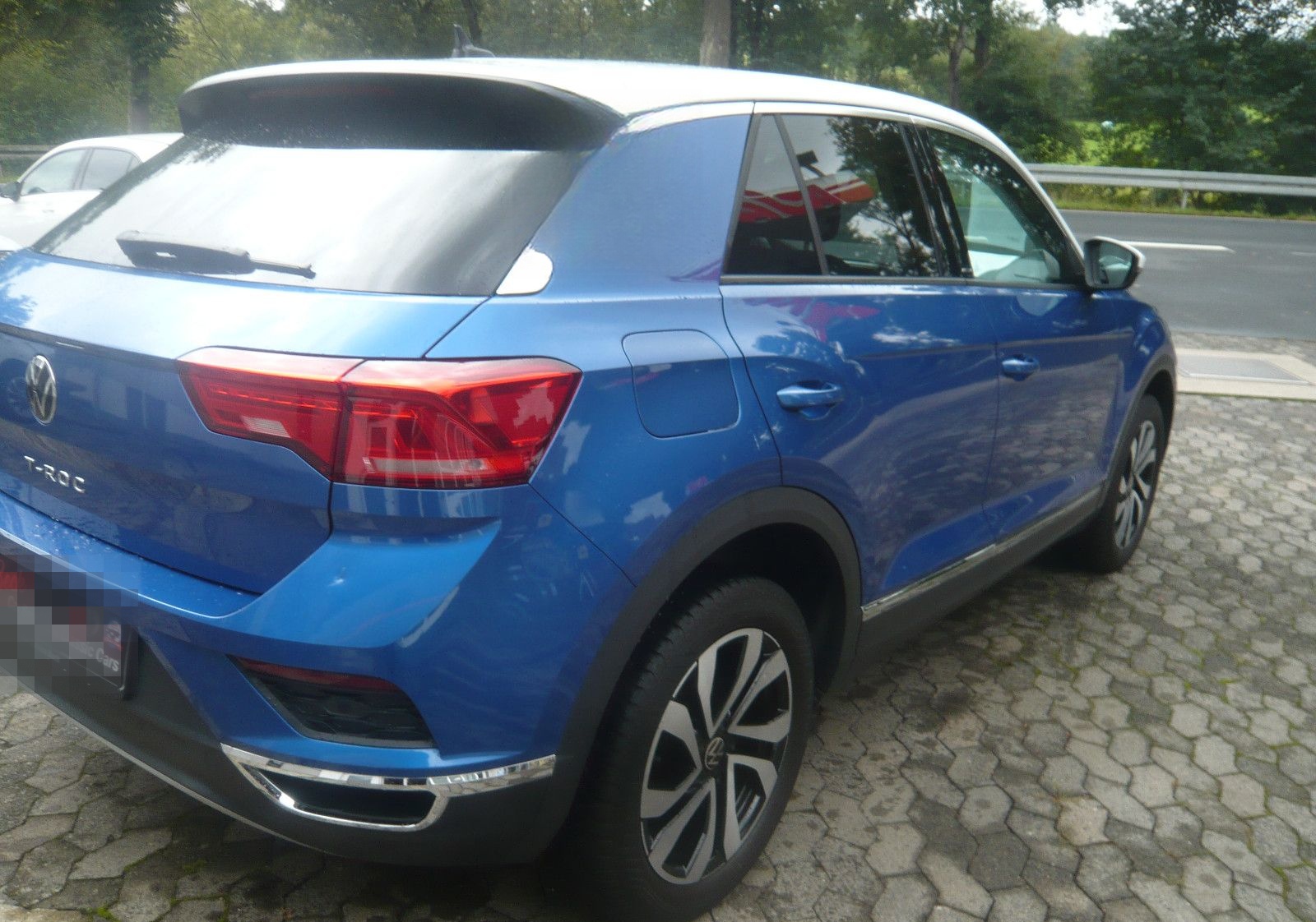 Volkswagen T-Roc-NAVI-PDC-SHZ-AHK-1 HAND foto 5