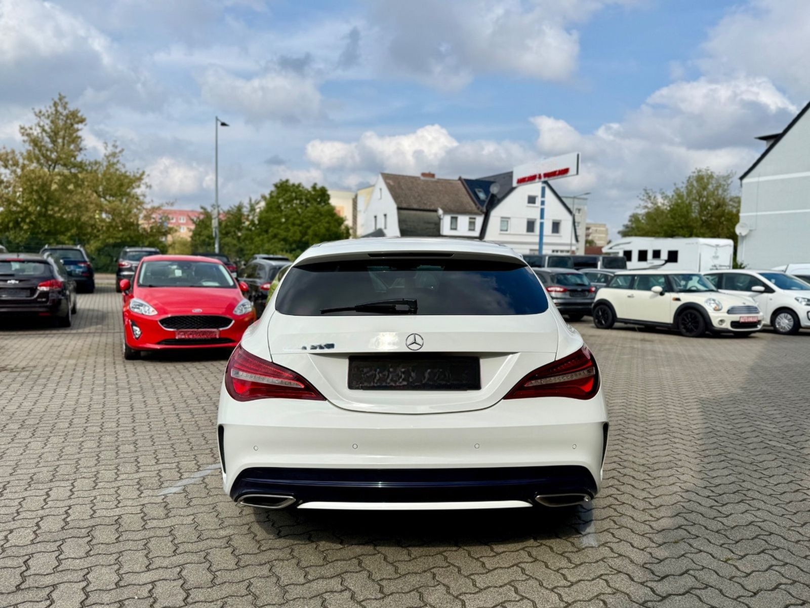 Mercedes-Benz CLA 200 Shooting Brake AMG LED Automatik foto 6
