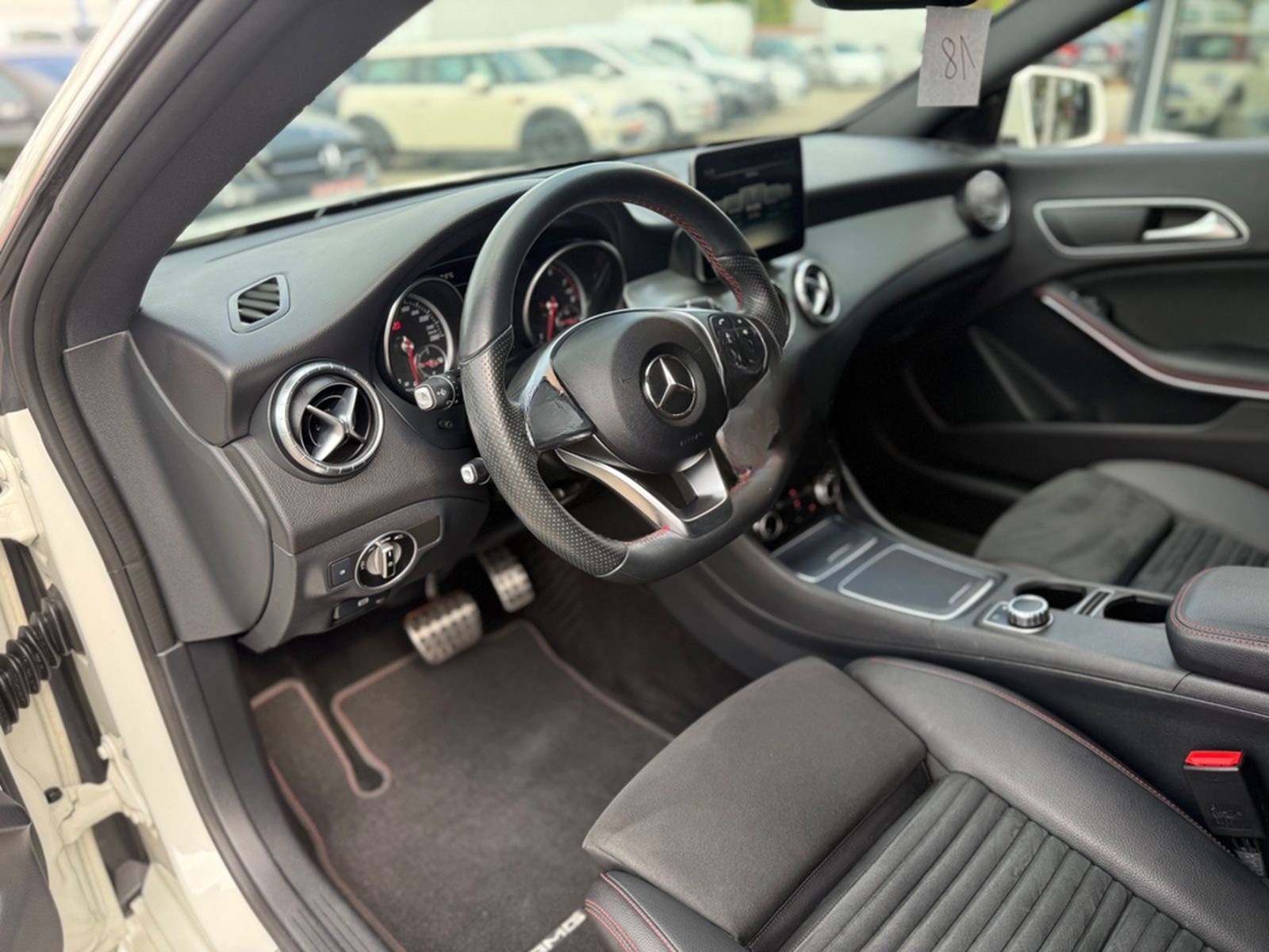 Mercedes-Benz CLA 200 Shooting Brake AMG LED Automatik foto 10