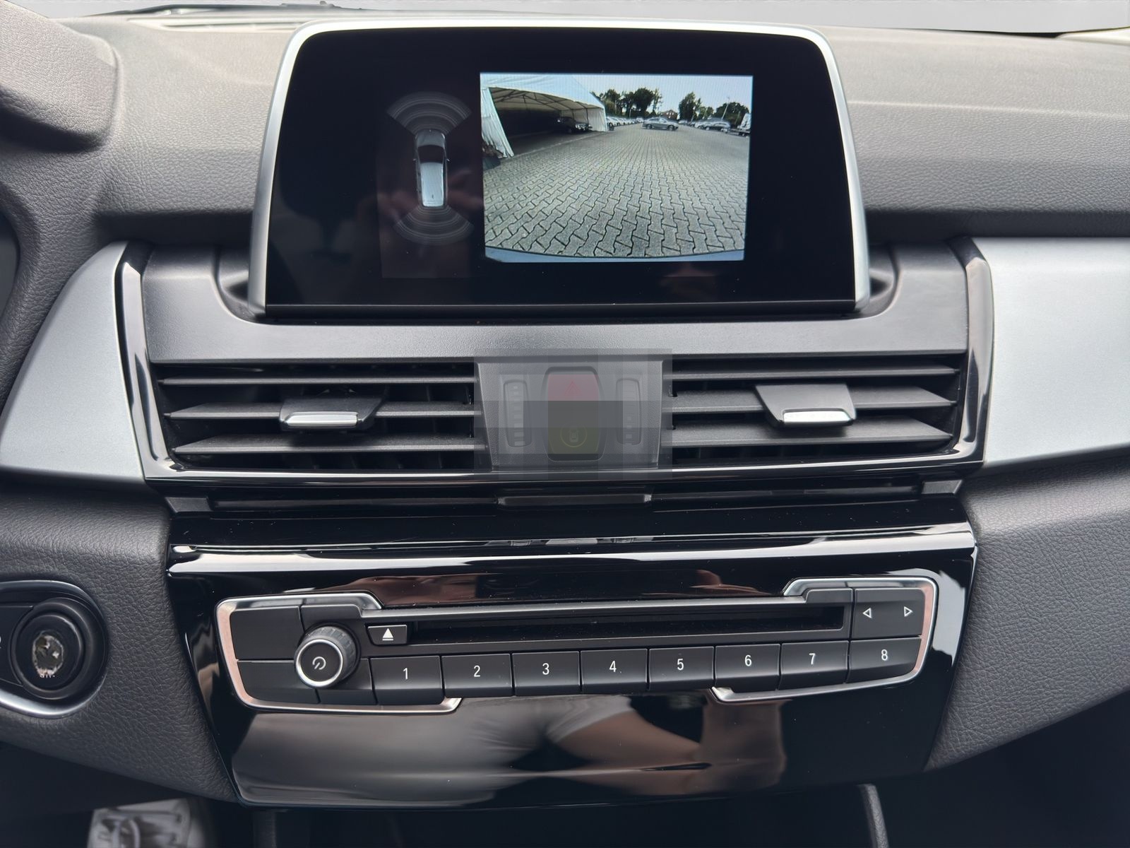 BMW 218i Gran Tourer 7-Sitzer+LED+Navi+Kamera+AHK foto 13