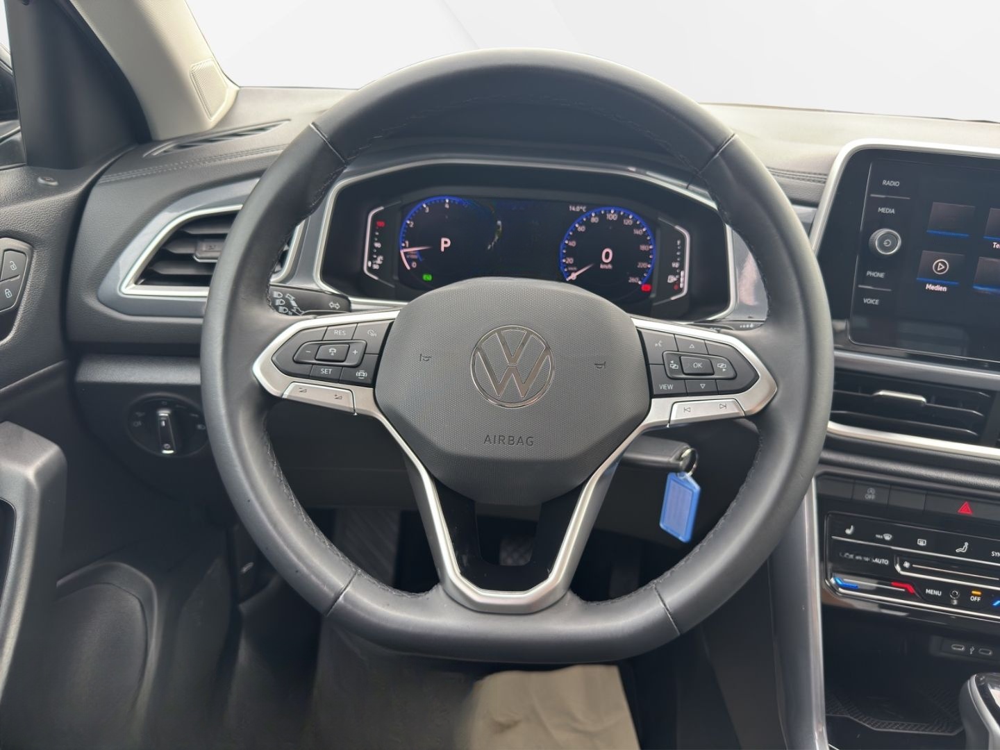 Volkswagen T-Roc 1.5 TSI DSG Style DIGITAL COCKPIT PRO LED  foto 13