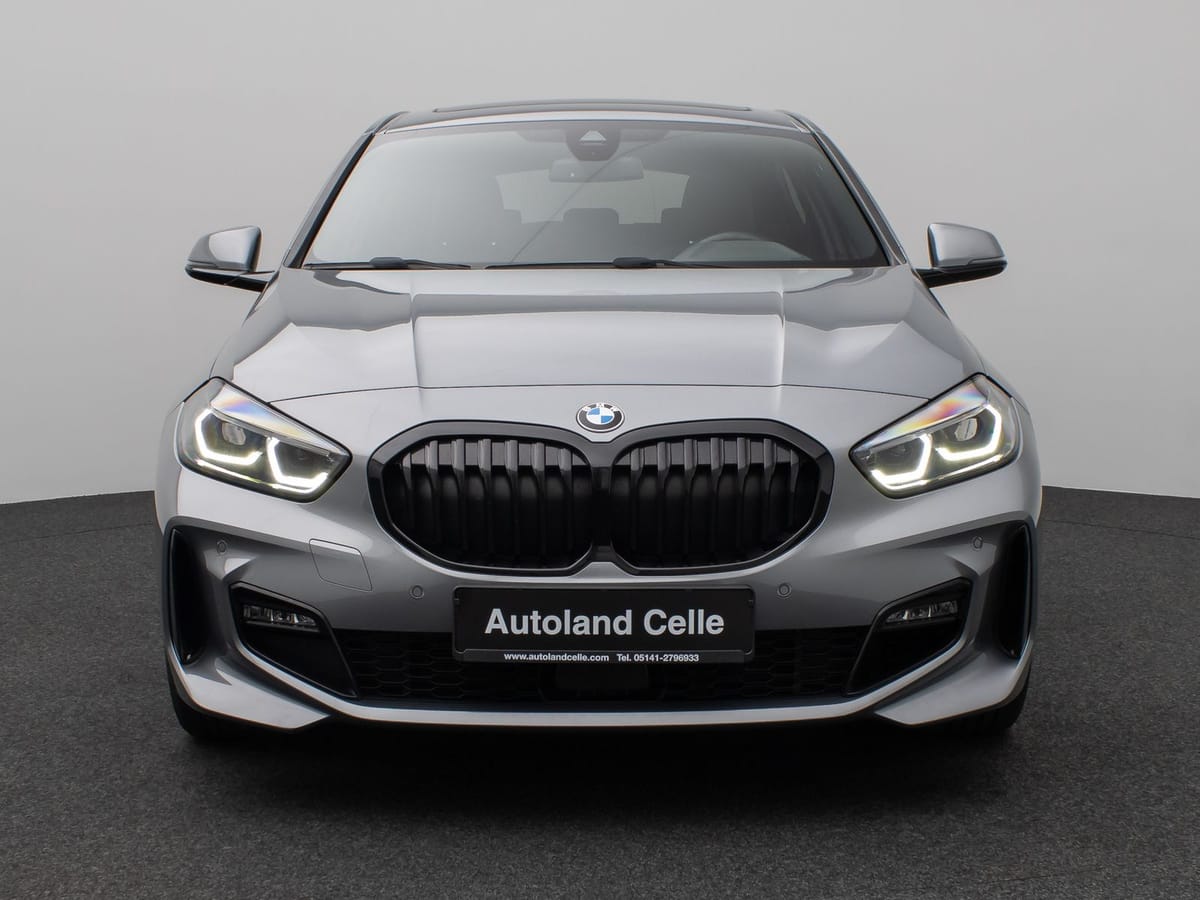 BMW 120i M Sport Panorama PDC DAB Lenkrhzg Komfort foto 2