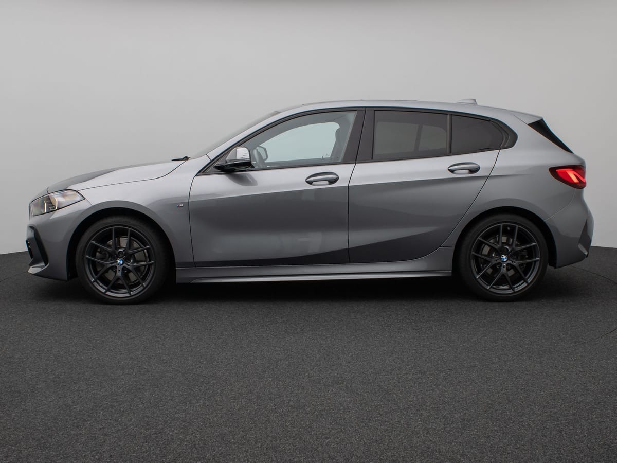 BMW 120i M Sport Panorama PDC DAB Lenkrhzg Komfort foto 11