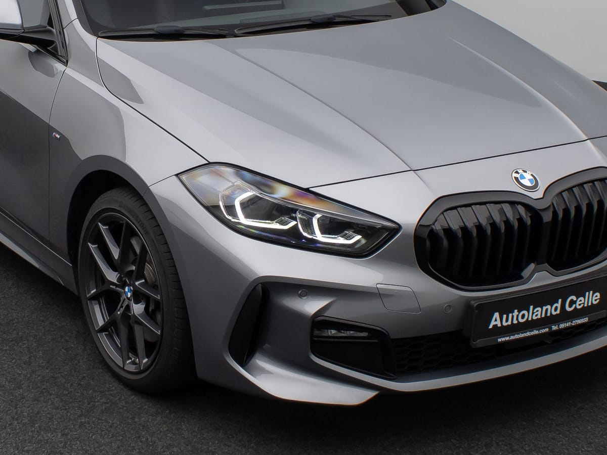 BMW 120i M Sport Panorama PDC DAB Lenkrhzg Komfort foto 18