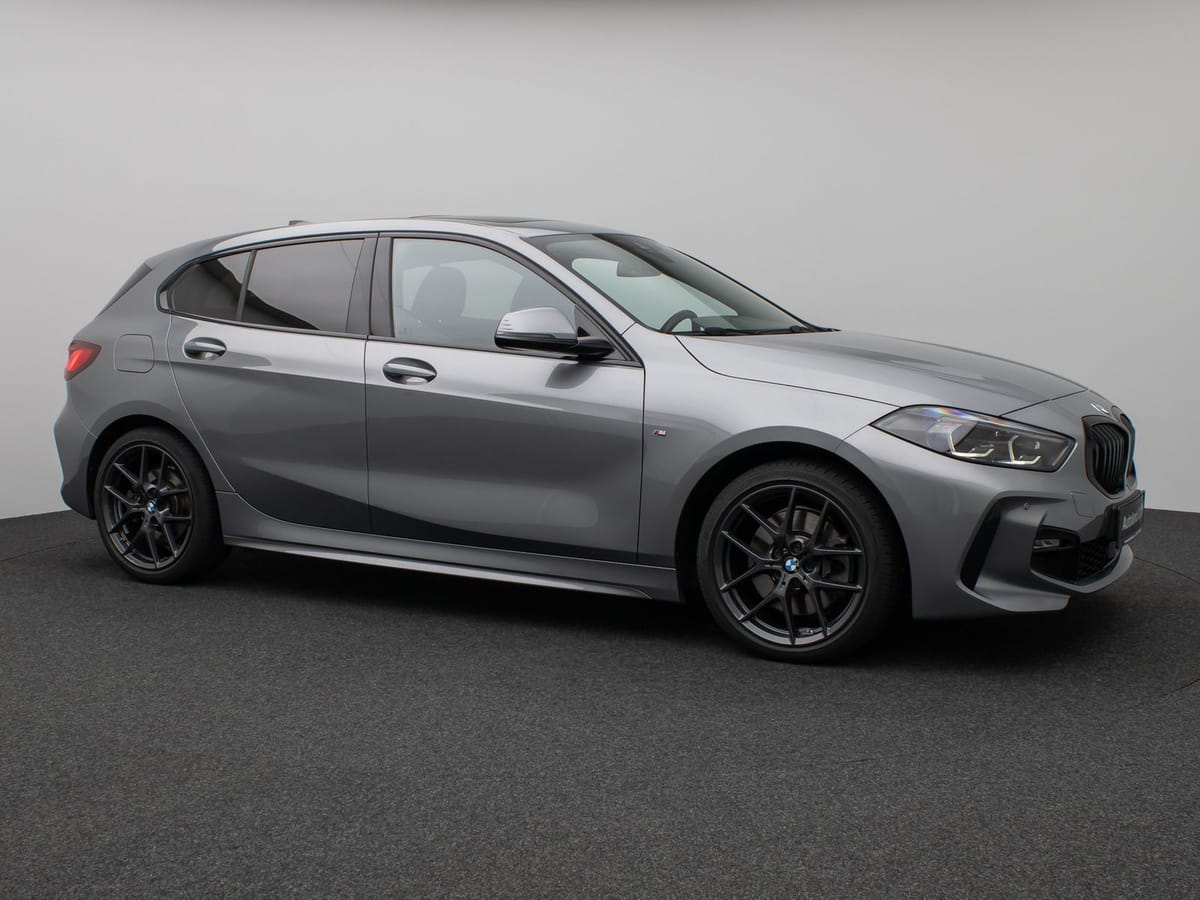 BMW 120i M Sport Panorama PDC DAB Lenkrhzg Komfort foto 4