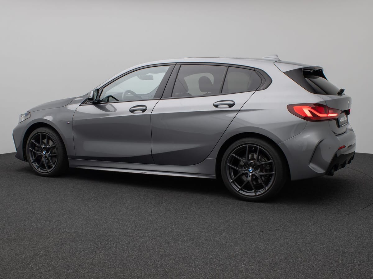 BMW 120i M Sport Panorama PDC DAB Lenkrhzg Komfort foto 10