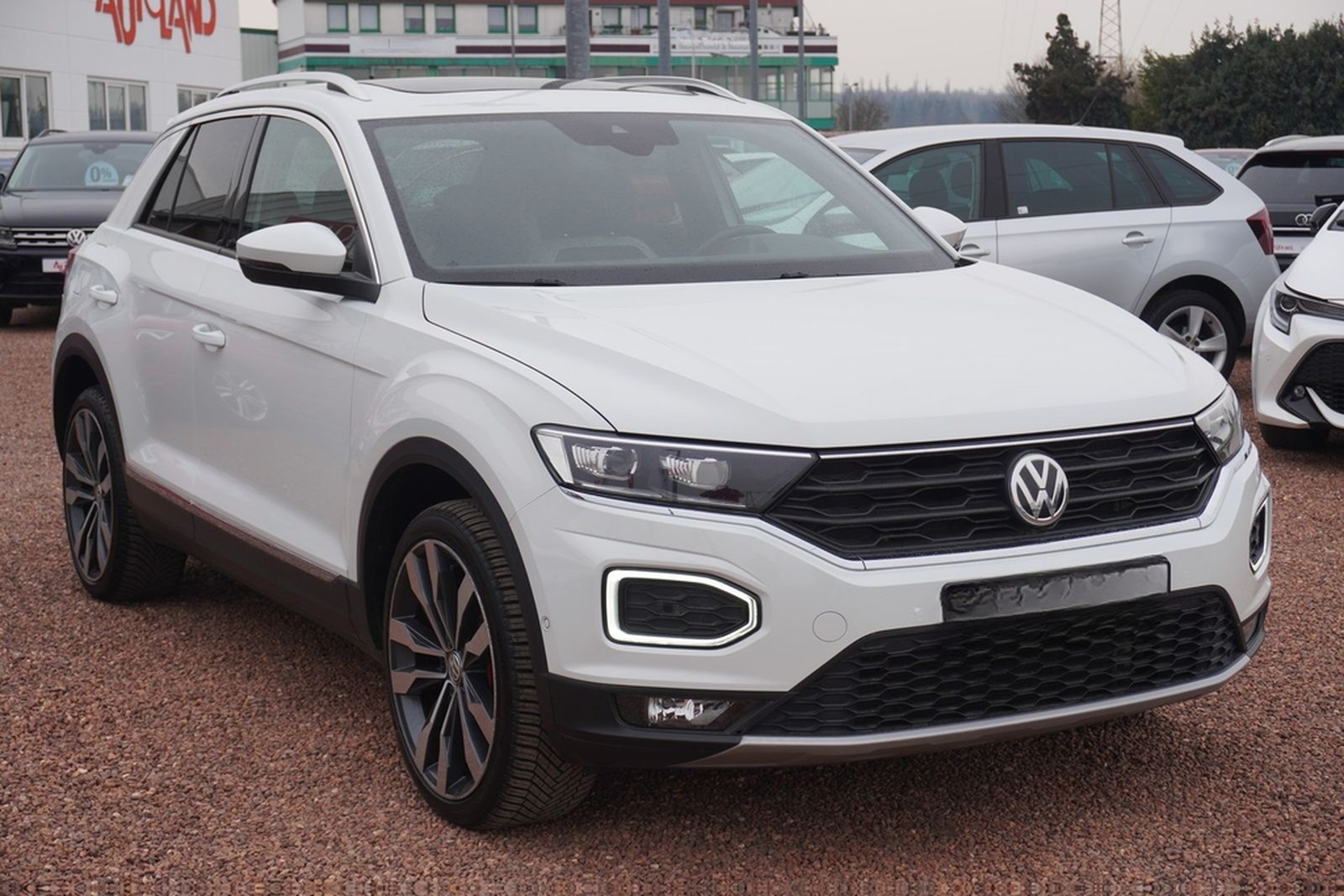 Volkswagen T-Roc 2.0 TSI DSG Sport 4Motion LED Panorama AHK foto 2